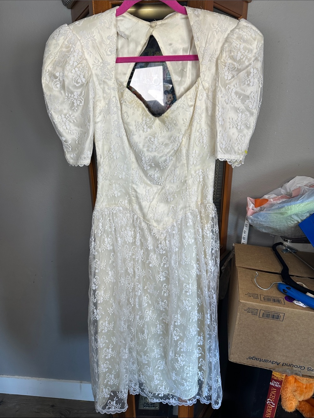 Ivory Lace Puff-Sleeve Women's Dress